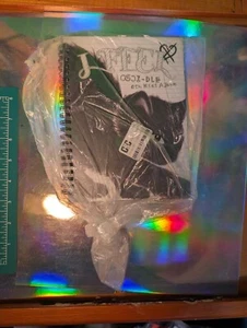 (G)I-DLE - I feel (Target Exclusive, CD) 2023 Black Cat Version - Picture 1 of 2