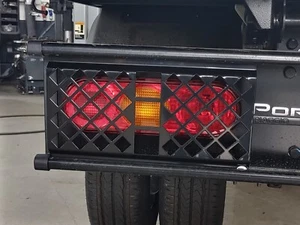 Rückleuchtenschutz - Schutzgitter  Piaggio Porter ab Baujahr 2021 - Bild 1 von 3