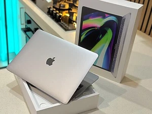 Apple MacBook Pro TouchBar/ID Intel®Core™i7*1TB SSD*16GB* macOS Sequoia*Box - Picture 1 of 7
