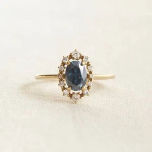 Hiver ring, Solitaire ring, Halo ring, Engagement ring, Classic ring, Gift her. - Picture 1 of 7