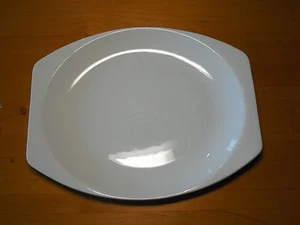 J & G Meakin England STUDIO White Oval Serving Platter 12" - Picture 1 of 3