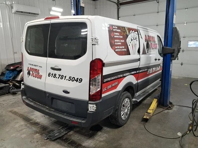 Depósito de refrigerante compatible con 15-19 TRANSIT 150 419549 Foto 1 de 4