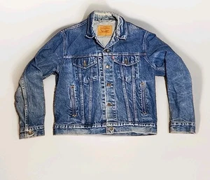 Vintage LEVI’s Denim Jean Trucker Jacket Size 40 Red Tag 70506 0216 Made in USA - Bild 1 von 13