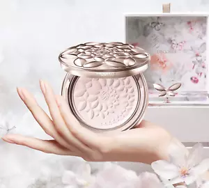 Polvo facial Marcel Wanders Collection 2023 Cosme Decorte XIII y caja de música limitada - Imagen 1 de 9