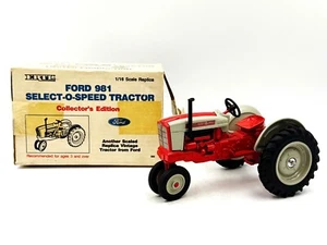 Trattore Ford 981 Select O Speed 1/16 - Foto 1 di 3