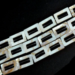 V1-04 - 30x20 MM PERLMUTT FENSTER STRANG NATURFARBEN - Bild 1 von 1