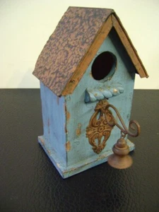 Rustic Garden Wood Bird House Bird Nest Decor New with decorative bell - Picture 1 of 14