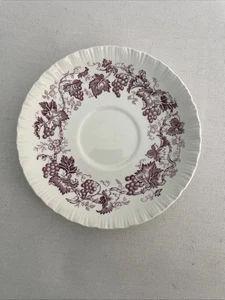 Antique Wedgwood China Saucer "Old Vine" Pattern England Tea Saucer 6" Diameter - Picture 1 of 4