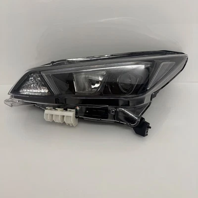 FARO HALÓGENO IZQUIERDO LADO PASAJERO NISSAN HOJA 26060-5SJ0A 2021 2023 DELANTERO Foto 1 de 4