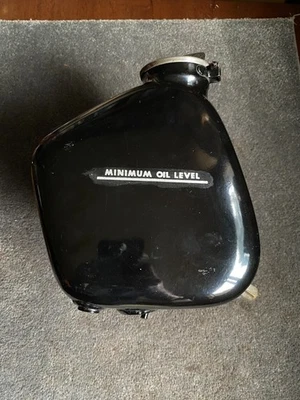 Tanque de aceite original BSA M20 M21 M23 negro 1949-1955 parte #: 65-8442 Foto 1 de 4