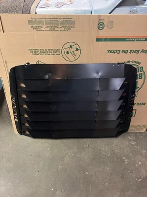 经典萨博 900 3/5 门掀背式后窗百叶窗 — 第 1/4 张图片