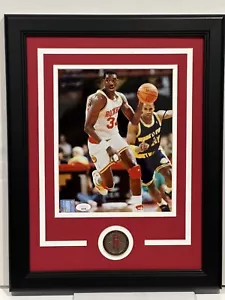JSA Hakeem Olajuwon Signed 8x10 Photo Houston Rockets medallion - Picture 1 of 7