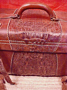 vintage alligator luggage products for 