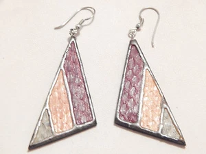 Vintage Jewellery - Handmade Triangle Painted Wooden Earrings - Deceased Estate - Picture 1 of 2