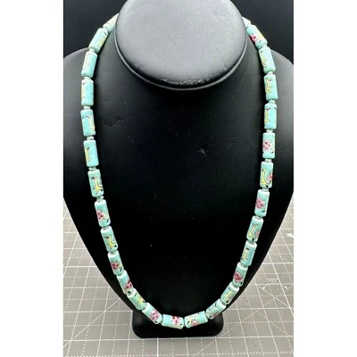 Asian Style Log Shaped Mint Green Floral Ceramic Bead Necklace with Gold Tone` F - Изображение 1 из 3
