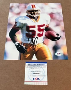 DERRICK BROOKS SIGNED TAMPA BAY BUCCANEERS 8X10 PHOTO PSA/DNA  - Picture 1 of 1