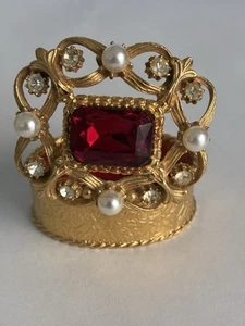 Vintage FLORENZA Pill Trinket Box Red Gem Clear Rhinestone Pearl Gold Toned - Picture 1 of 10