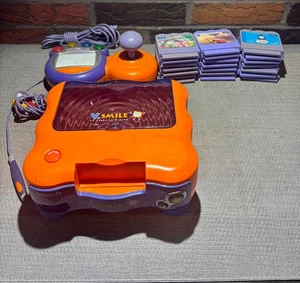 VTech V.Smile TV Learning System Console With 21 Games 1 Controller Tested Works - Picture 1 of 5