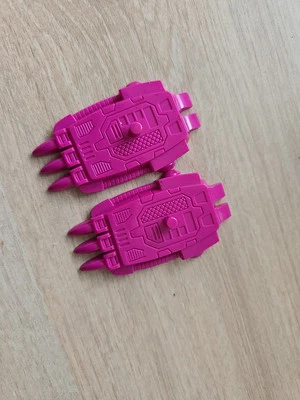 Transformers G1 Parts 1987 PIRANACON feet foot set pair SET - Image 1 of 3