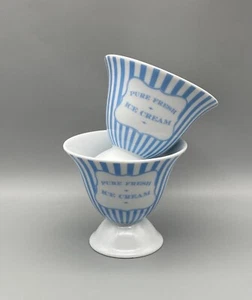 Robert Gordon Australia PURO HELADO FRESCO 2 Platos Pedestal Rayas Azules - Imagen 1 de 10