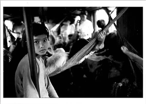 Werner Bischof Im Zug "La Rafale" Indochina 1952 Photo Art Modern Postcard - Picture 1 of 2