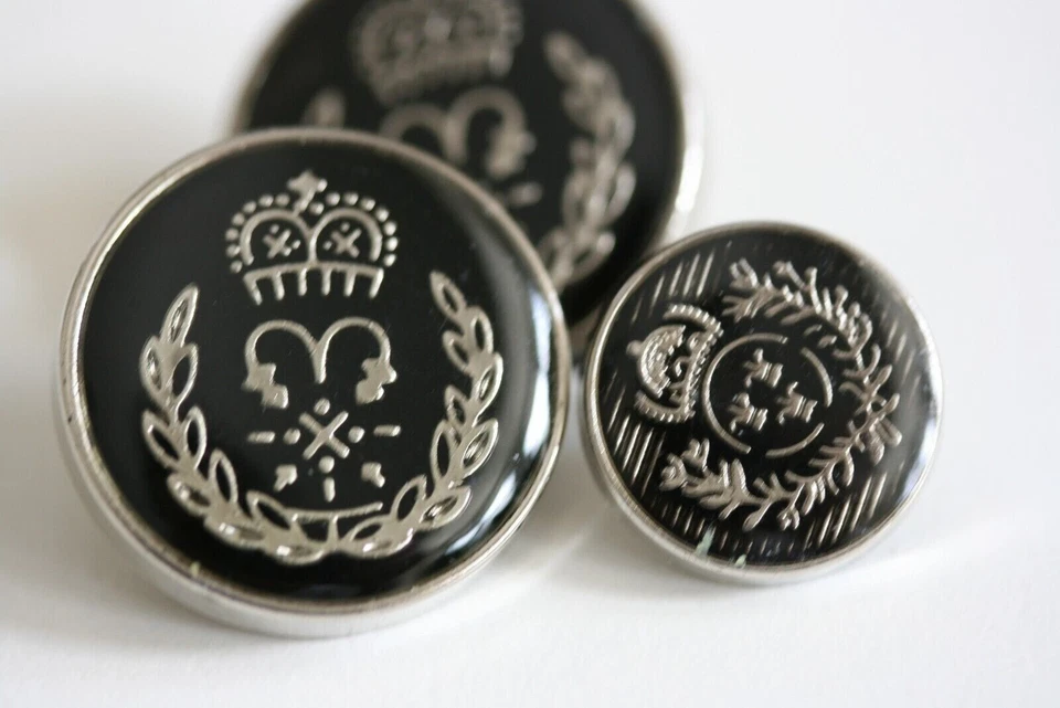 Wappenknopf Wappen Silber Schwarz Knopf mit Steg 1,5 cm - Bild 1 von 1