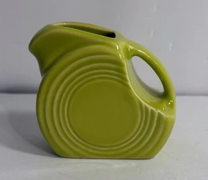 FIESTAWARE MINI DISK PITCHER CREAMER LEMONGRASS GREEN NEW FIESTA  5 OZ. NEW DISC - Picture 1 of 5