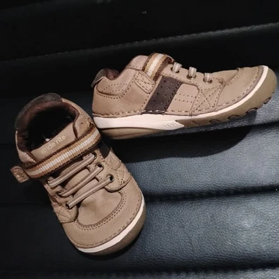 Stride Rite Movimiento Suave Artie Cuero Marrón Niño Pequeño 5.5w Ancho Foto 1 de 4