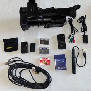 Sony HVR-Z1U HDV Professional Digital HD Video Camera Recorder Camcorder Bundle - Picture 1 of 12
