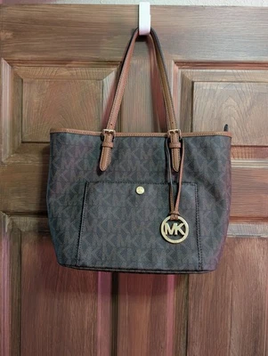 Michael Kors Snap Pocket Tote - Image 1 of 4