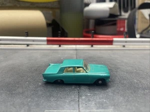 Matchbox Lesney 33b Ford Zephyr 6, Sea Green, BP Wheels, great Condition - Picture 1 of 9