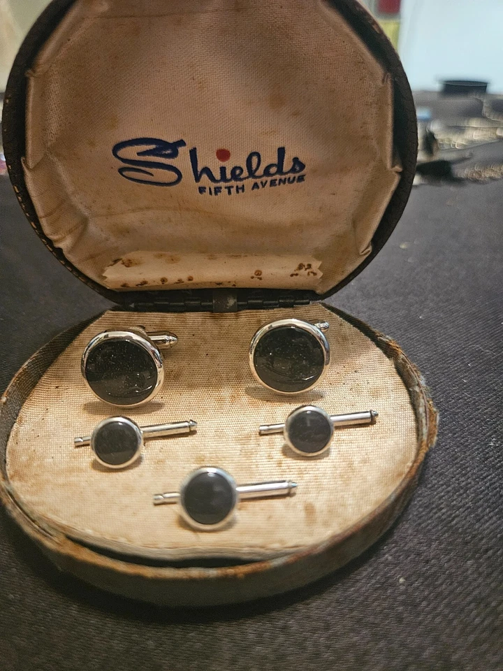 Vintage Shields Fifth Avenue Silver Tone Cufflinks & Button Cover Original Box - Image 1 of 1