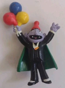 Muppets Count Von Count Figure with Balloons PVC Applause 3.75" - Picture 1 of 3