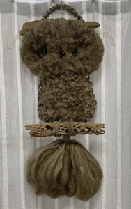 Vintage Macrame JUTE wall Hanging brown Owl 25” wood perch bead eyes 70's - Picture 1 of 8