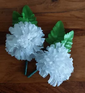 WHITE CARNATION BUTTON HOLE x 2 - Picture 1 of 4