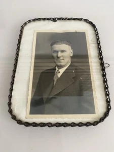 Bilderrahmen Fotografie Fotokunst Porträt Alter Rahmen Kettenumrandung 20-40 er - Bild 1 von 20