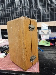 Handcrafted wooden box - Picture 1 of 4