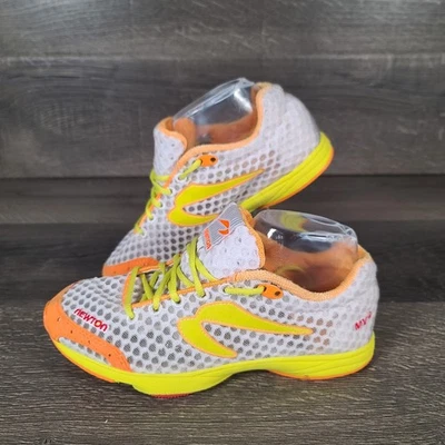 Zapatillas deportivas Newton 03011 para mujer 7 MV2 blancas naranja malla Foto 1 de 4