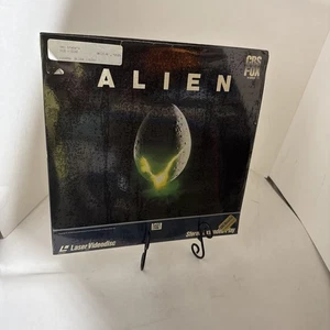 Alien (1979) [1090-80] LASEDISC 1987 (TESTED) RIDLEY SCOTT SIGOURNEY WEAVER EUC - Picture 1 of 5