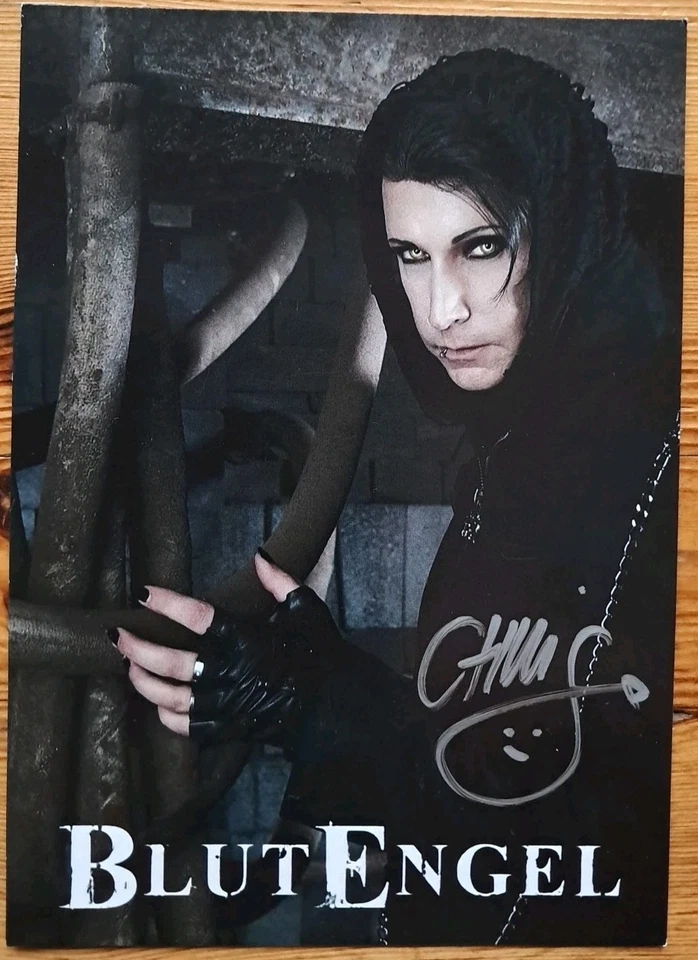 Blutengel Orig Autogramm signiert Musik Rock 2025 unsterblich - AK - Bild 1 von 1