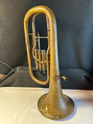 Latón vintage C.G. Conn Horn Elkhart Ind y Nueva York Foto 1 de 4