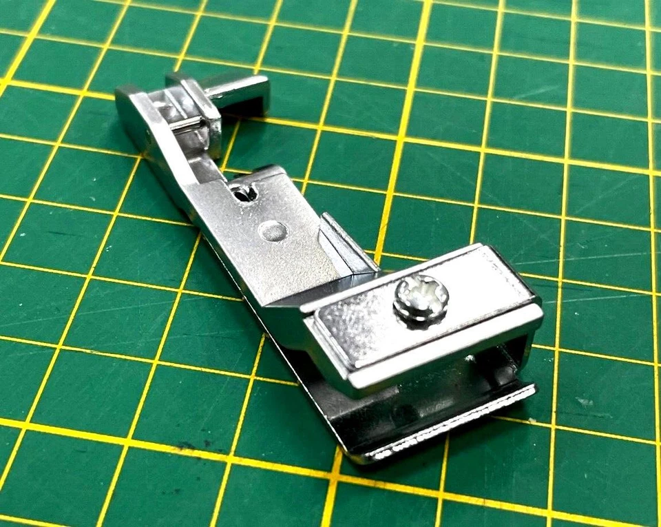 Shirring/Gathering Foot 550620 14CG744/754, 14SH654/744/754; Pfaff/Viking etc - Image 1 of 3