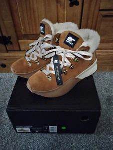 Sorel Out N About Boots Size 5 Waterproof Suede - Picture 1 of 5