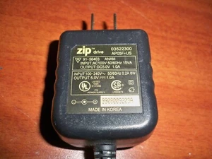Fuente de alimentación original Iomega Zip Disk Drive 5V 1.0A adaptador de CA 100 250 750 unidad - Imagen 1 de 2