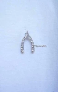 New 2B BEBE Stud Earrings Neu Ohrringe Wish Bone - Picture 1 of 1