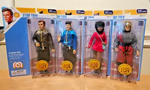 Mego Star Trek Vestido Uniforme Kirk & Spock, Uhura, Romulano Conjunto de 4 Estuche ¡Fresco! - Imagen 1 de 1