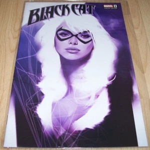 Black Cat 1 Ben Oliver Variant...Published 2019 by Marvel. - Imagen 1 de 1