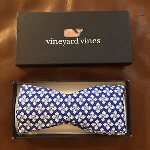 NEW NIB Vineyard Vines Custom Collection Blue Silk Bowtie Bow Tie