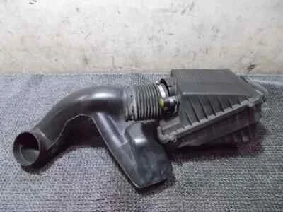 Chevrolet Cadillac Genuine Normal Air Cleaner Box Air Clee 25335335 / 4P10-042 - Image 1 of 4