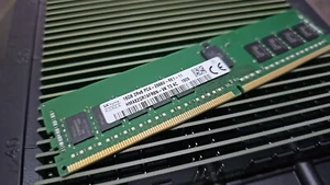 Dell SK Hynix 16Gb HMA82GR7AFR8N-VK DDR4 PC4-2666V ECC Registered RAM Memory-UK - Picture 1 of 2